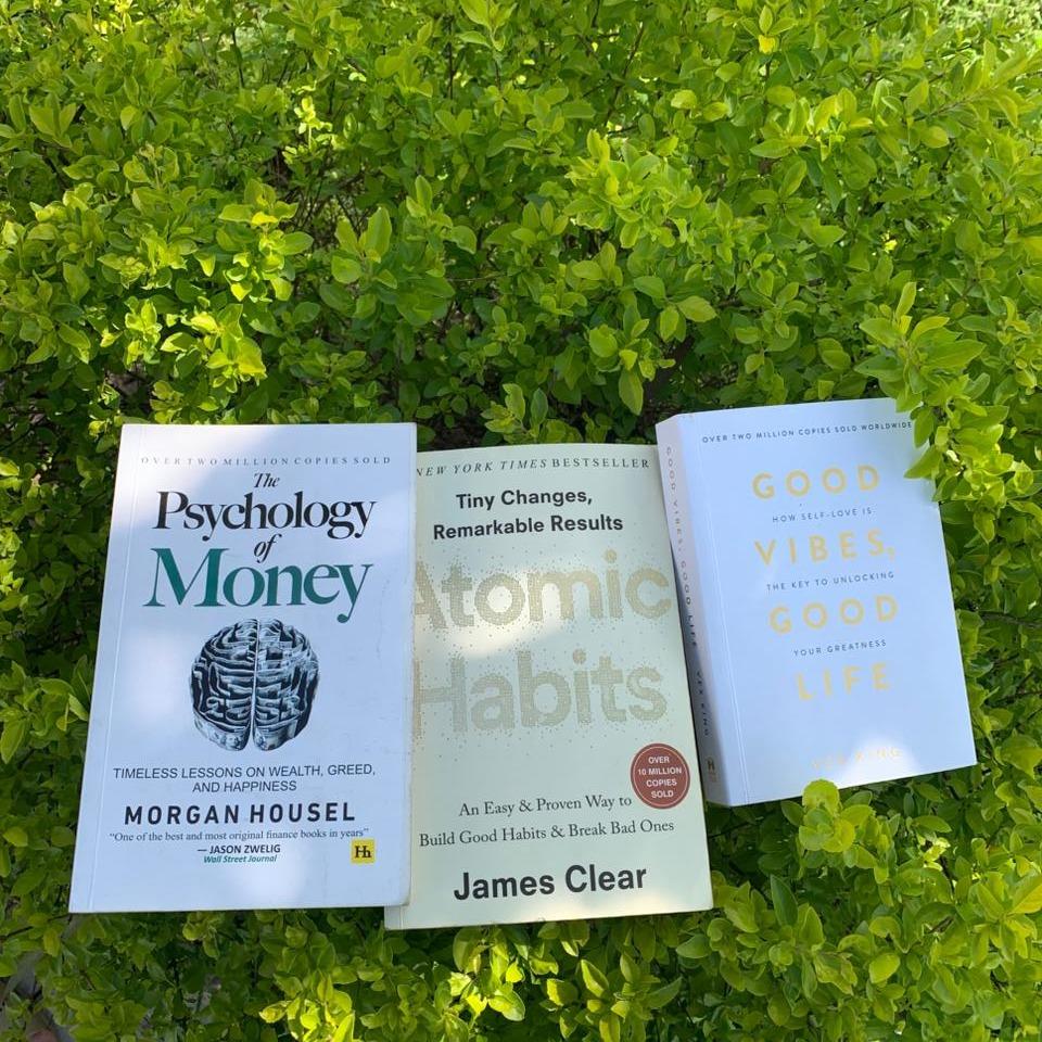 3 Self Help Books Bundle – Good Vibes Good Life, Psychology of Money & Atomic Habits | Mindset, Finance & Habit Building Collection